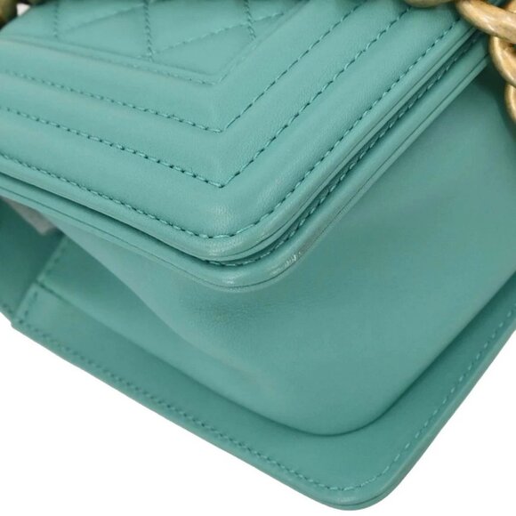 Boy Chanel Emerald Green Lambskin Small Chain Shoulder Bag - Picture 3 of 10